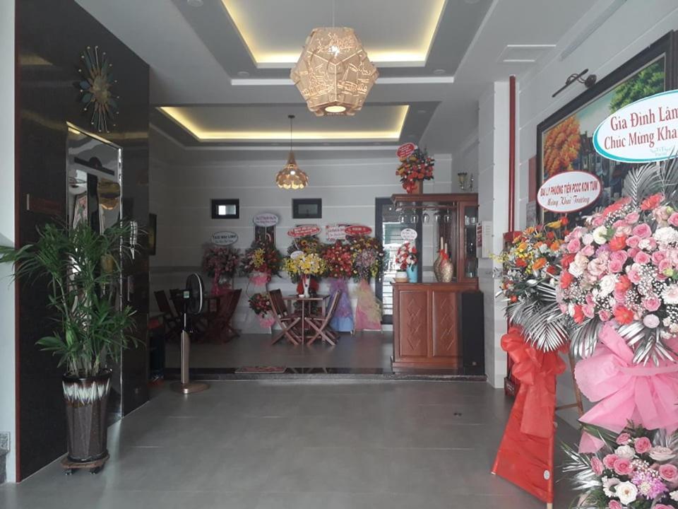 Ferienwohnung Khach San Hao Hoa Kon Tum Exterior foto
